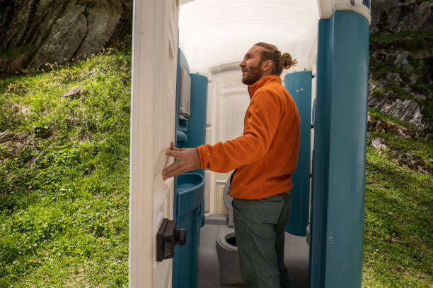 Porta potty delivery and setup in Walker Mill, MD